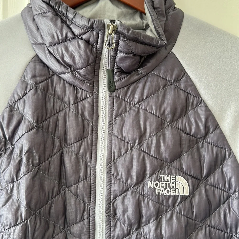 North face shell layer - Picture 2 of 6